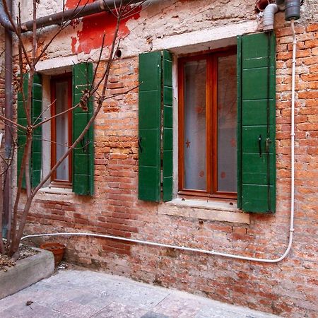 Ai Tre Archi Apartment Venesia Bagian luar foto