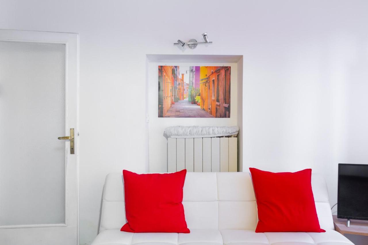 Ai Tre Archi Apartment Venesia Bagian luar foto