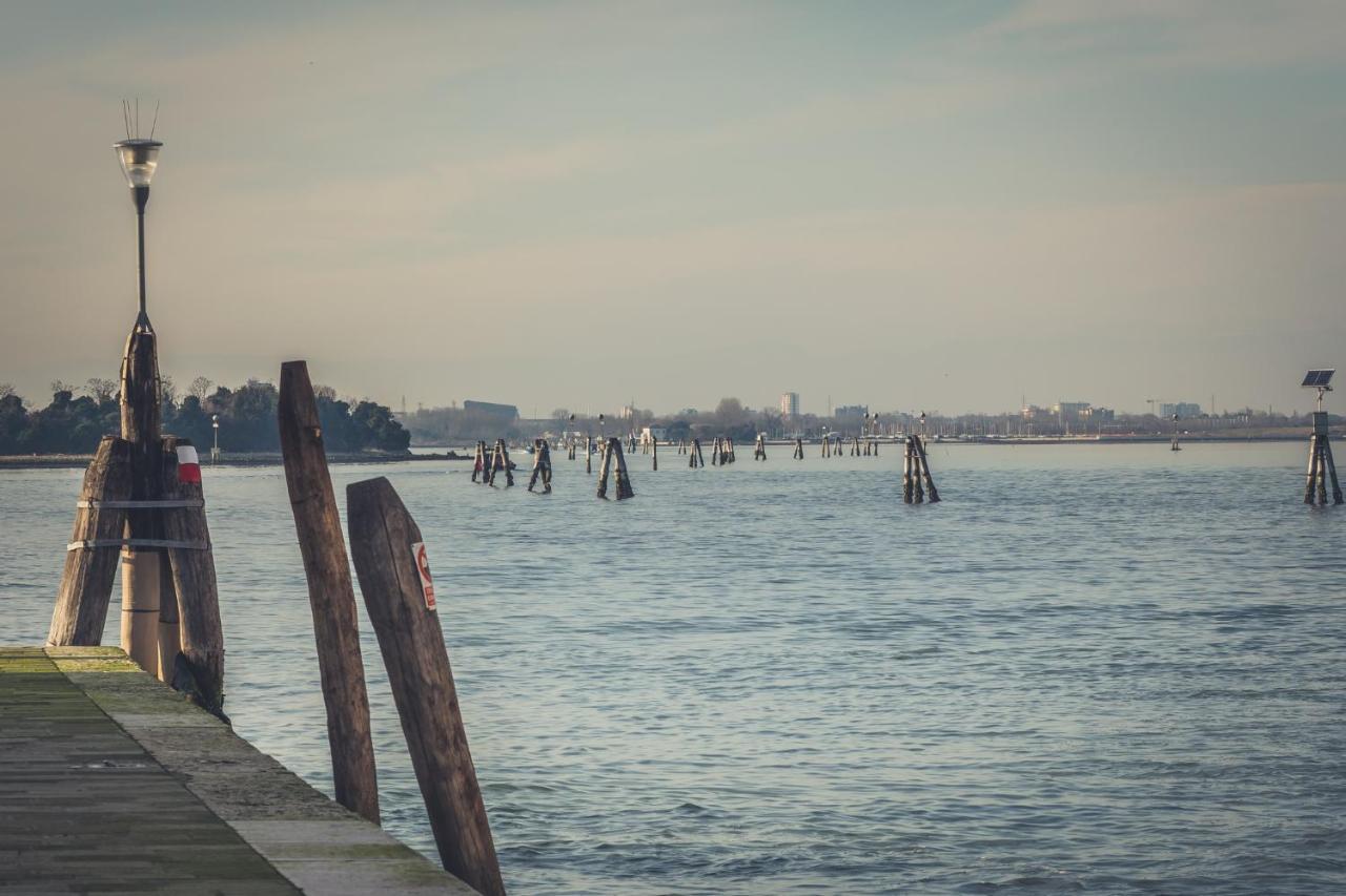 Ai Tre Archi Apartment Venesia Bagian luar foto