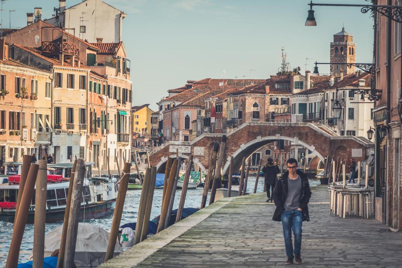 Ai Tre Archi Apartment Venesia Bagian luar foto